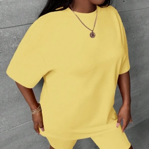 Kadın 2Lİ TAKIM OVERSİZE Trend T-shirt Şort Model 4976