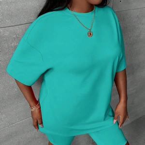 Kadın 2Lİ TAKIM OVERSİZE Trend T-shirt Şort Model 4976