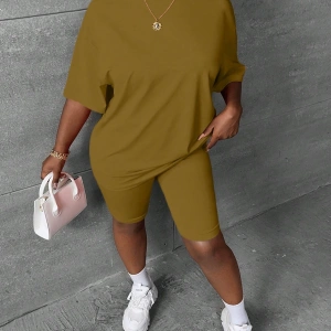 Kadın 2Lİ TAKIM OVERSİZE Trend T-shirt Şort Model 4976