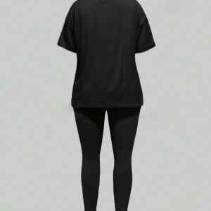 Kadın 2Lİ TAKIM OVERSİZE Trend T-shirt Şort Model 4993