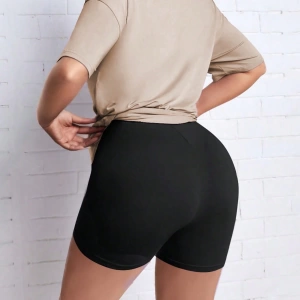 Kadın 2Lİ TAKIM OVERSİZE Trend T-shirt Şort Model 4998