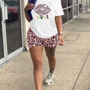 Kadın 2Lİ TAKIM OVERSİZE Trend T-shirt Şort Model 5024