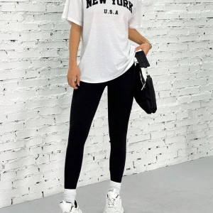 Kadın 2Lİ TAKIM OVERSİZE Trend T-shirt Şort Model 5034