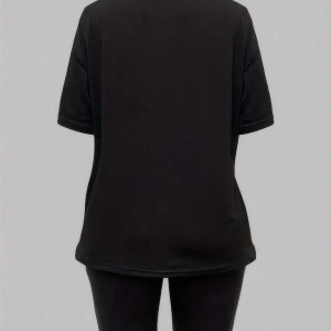 Kadın 2Lİ TAKIM OVERSİZE Trend T-shirt Şort Model 5064