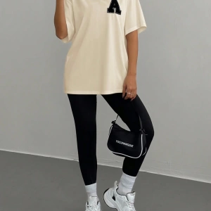 Kadın 2Lİ TAKIM OVERSİZE Trend T-shirt Şort Model 5098