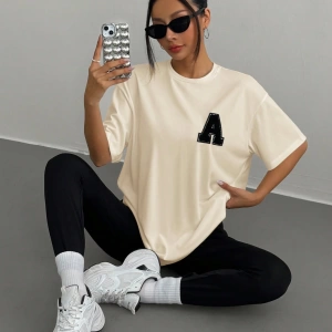 Kadın 2Lİ TAKIM OVERSİZE Trend T-shirt Şort Model 5098