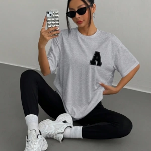 Kadın 2Lİ TAKIM OVERSİZE Trend T-shirt Şort Model 5098