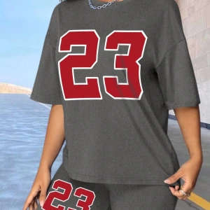 Kadın 2Lİ TAKIM OVERSİZE Trend T-shirt Şort Model 5103