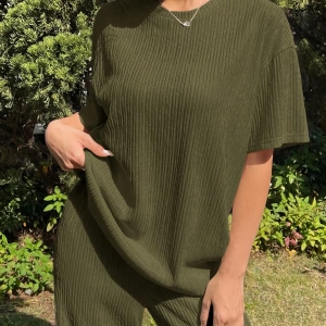 Kadın 2Lİ TAKIM OVERSİZE Trend T-shirt Şort Model 5108