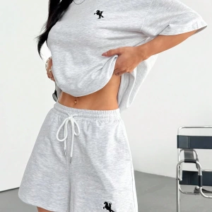 Kadın 2Lİ TAKIM OVERSİZE Trend T-shirt Şort Model 5129