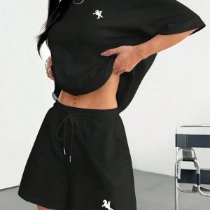 Kadın 2Lİ TAKIM OVERSİZE Trend T-shirt Şort Model 5129