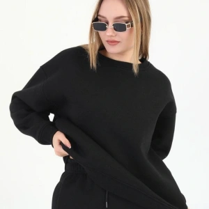 Kadın 3 İplik Bisiklet Yaka Uzun Kollu Beyaz