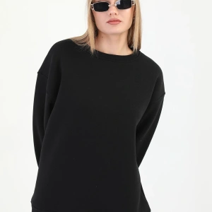 Kadın 3 İplik Bisiklet Yaka Uzun Kollu Beyaz