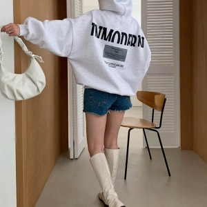 Kadın Basit Baskılı Kapüşonlu Sweatshirt, Siyah, Üç Çeyrek Kollu Üstler Model 5206