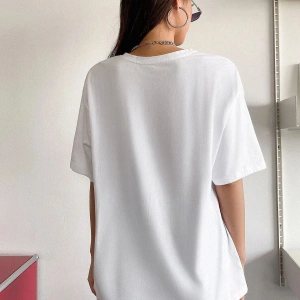 Kadın Beyaz 1997 Baskılı Bisiklet Yaka Tshirt