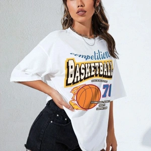 Kadın Beyaz Basketball Tournament Baskılı Oversize Tişört