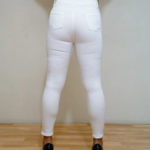 Kadın Beyaz Denim Yüksek Bel Jean Pantolon