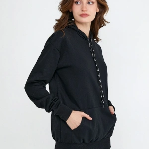 Kadın Beyaz Kapüşonlu Kanguru Cep Sweatshirt