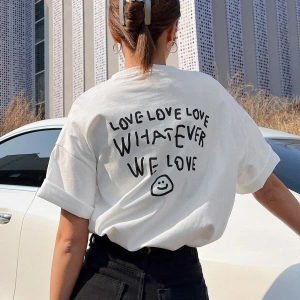 Kadın Beyaz Love Love Love Baskılı Oversize T-shirt