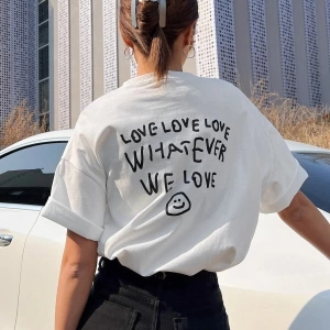 Kadın Beyaz Love Love Love Baskılı Oversize T-shirt