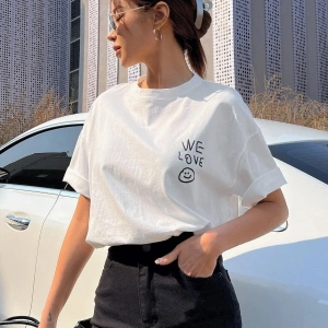 Kadın Beyaz Love Love Love Baskılı Oversize T-shirt