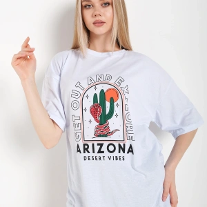 Kadın Beyaz Oversize Arizona Baskılı T-shirt