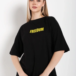 Kadın Beyaz Oversize Freedom Baskılı T-shirt