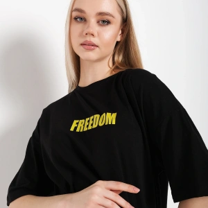 Kadın Beyaz Oversize Freedom Baskılı T-shirt
