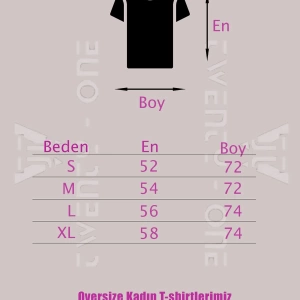 Kadın Beyaz Oversize Freedom Baskılı T-shirt