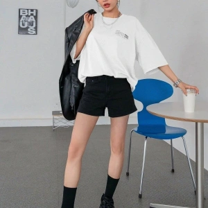 Kadın Beyaz Oversize Limited Time Baskılı Tshirt