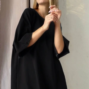 Kadın Beyaz Regular Fit Kısa Kollu Bol Kesim Pamuklu Bisiklet