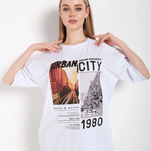 Kadın Beyaz Urban Baskılı T-shirt