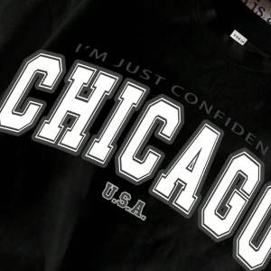 Kadın Fitted Chicago Grafik Yuvarlak Yaka Kısa Kollu Pamuklu Tişört, Yaz İçin Uygun