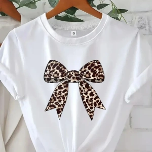 Kadın Fiyonk Leopar Baskılı Beyaz Siyah T-shirt Oversize