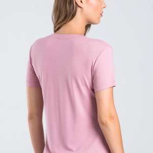 Kadın Gül Kurusu Renk V Yaka Kısa Kollu Viskon T-shirt