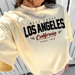 Kadın Günlük Los Angeles Mektup Baskılı Yuvarlak Yaka Tişört, Şık ve Çok Yönlü, Spor Kıyafetl