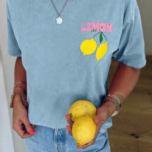 Kadın Günlük Yuvarlak Yaka Kısa Kollu Tişört Limon Çello Bahar Kıyafetleri Desenli