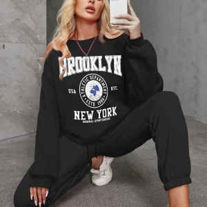Kadın İki Parçalı Yuvarlak Yaka Kapşonlu Sweatshirt ve Eşofman Altı Sonbahar ve Kış Sezonu İç