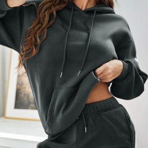 Kadın Kapşonlu Bağcıklı Sweatshirt ve Eşofman Altı Takımı