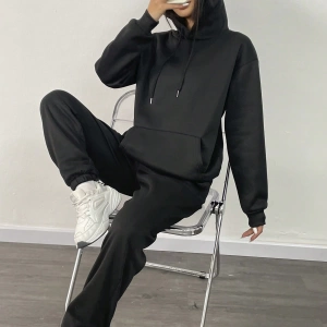 Kadın Kapşonlu Bağcıklı Sweatshirt ve Eşofman Altı Takımı