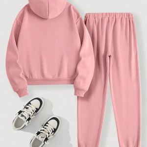 Kadın Kapşonlu Siyah Baskılı Bağcıklı Sweatshirt ve Jogger Pantolon İki Parçalı Takım