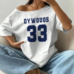 Kadın Kayık Yaka Oywouos Baskılı Oversize %100 Pamuk