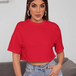 Kadın Kırmızı Bisiklet Yaka Oversize Crop T-shirt