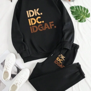 Kadın Mektup Baskılı Düşük Omuz Sweatshirt Ve Bağcıklı Bel Pantolon Takımı