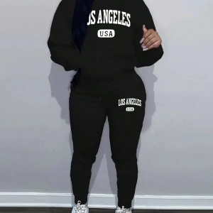 Kadın Mektup Baskılı Sweatshirt Ve Eşofman Altı İki Parça Set