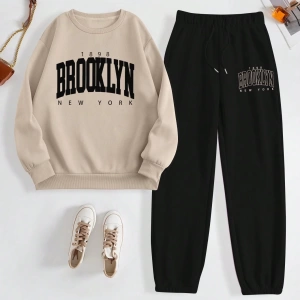 Kadın Mektup Baskılı Yuvarlak Yaka Sweatshirt Ve Eşofman Altı Takımı
