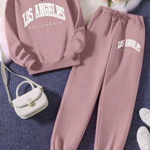 Kadın Mektup Baskılı Yuvarlak Yaka Uzun Kollu Sweatshirt Ve Bağcıklı Bel Paçalı Eşofma