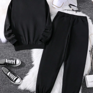 Kadın Mektup Baskılı Yuvarlak Yaka Uzun Kollu Sweatshirt Ve Bağcıklı Bel Paçalı Eşofma
