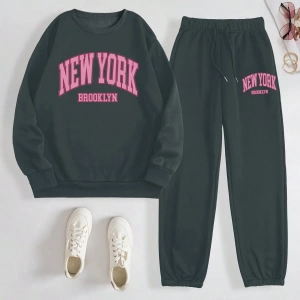 Kadın Mektup Baskılı Yuvarlak Yaka Uzun Kollu Sweatshirt Ve Bağcıklı Jogger Pantolon R