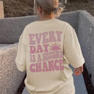Kadın Moda Slogan Baskılı Kısa Kollu Yuvarlak Yaka Günlük Tişört